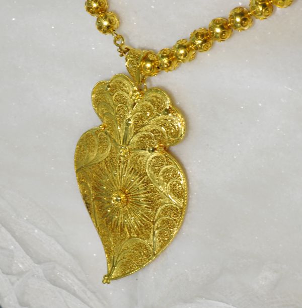 Coração Minhoto em filigrana ...